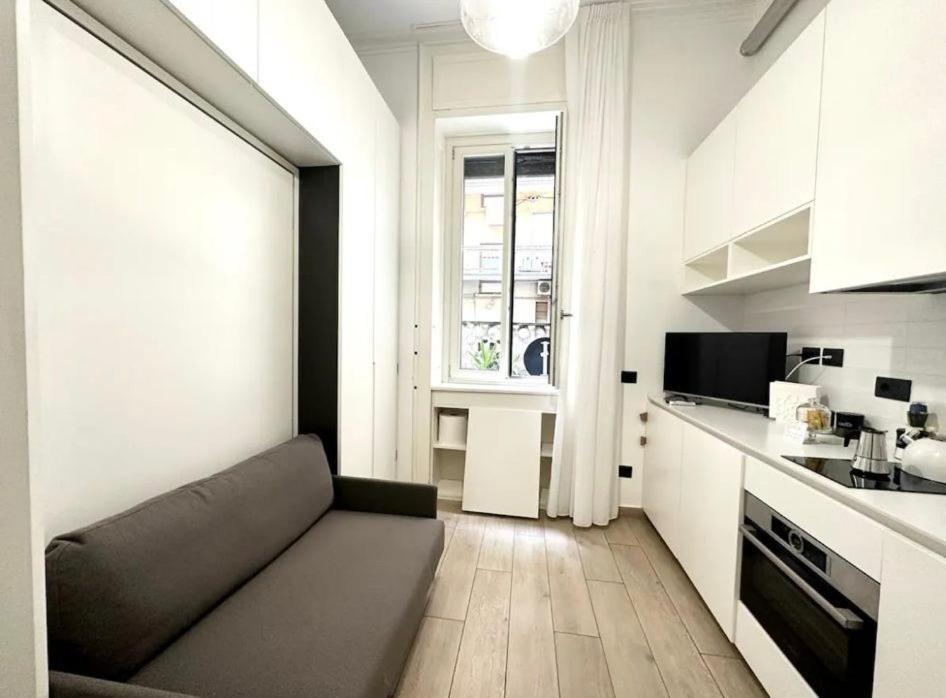 Small House Near The Station Milan Exterior photo